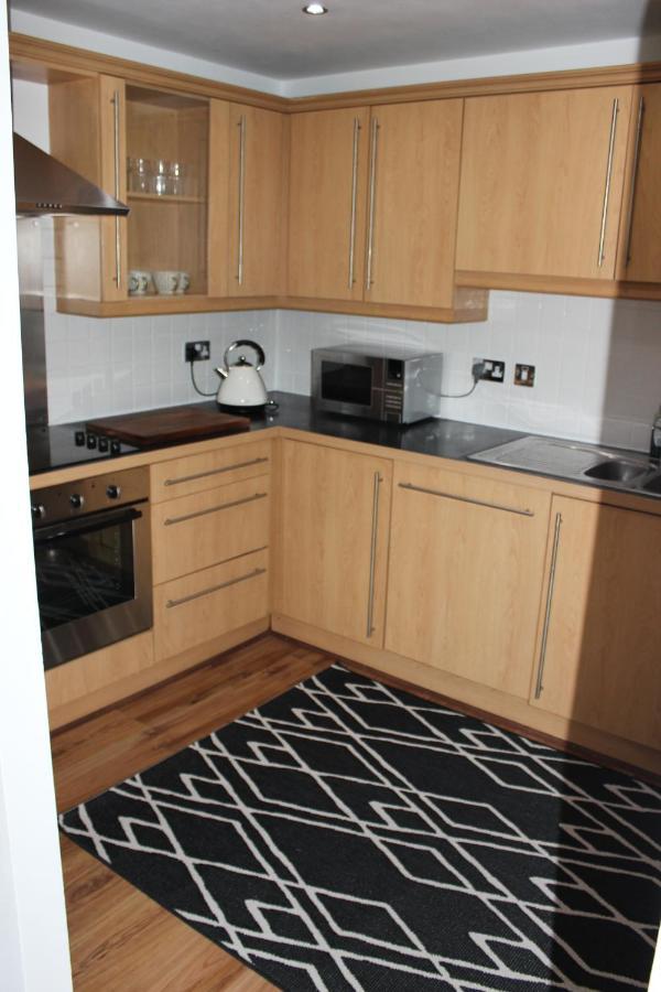 Lovely 2-Bedroom, 1 Bathroom Home, Sleeps 4 Londres Extérieur photo